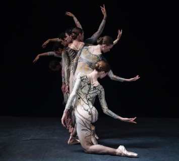 Мария Грация Кьюри создала костюмы для балета "Утопия"