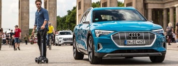 Audi представил электросамокат e-tron: характеристики и стоимость новинки