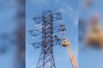 Ударило током: на Николаевщине подросток сорвался с башни из-за селфи