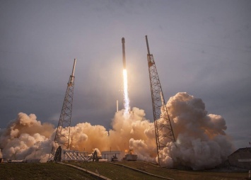 Ракета-носитель Falcon 9 успешно вывела на орбиту израильский спутник