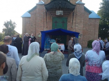 В УПЦ заявили о попытках захвата храмов представителями ПЦУ на Волыни и под Хмельницким, где община боится открывать церковь
