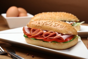 В Украине серьезно выросла цена классического бутерброда