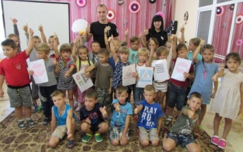 Ювенальные полицейские навестили малышей в одном из детских лагерей Скадовска