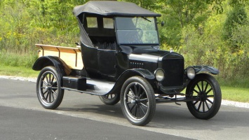 Канадец 70 лет передвигался на первом Ford Model T (ВИДЕО)