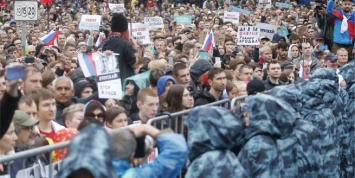 Бунт против Путина перерастает в бойню, самое страшное началось в Санкт-Петербурге: новые кадры