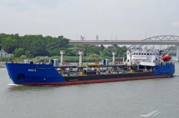 Правоохранители обыскали танкер, возивший топливо в аннексированный Крым