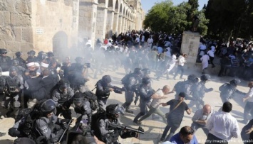 В Израиле палестинцы подрались с полицией, есть пострадавшие