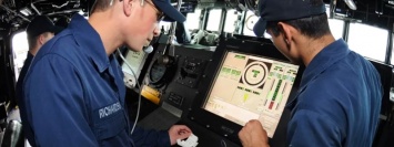 Флот США отказался от сенсорных экранов