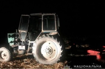 В Черновецкой области пятилетняя девочка угодила под колеса трактора