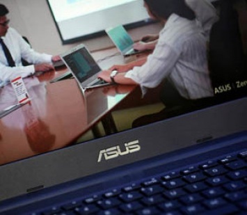 ASUS готовит ноутбук с процессором Intel Comet Lake