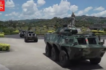 Трамп подтвердил: Китай стягивает войска к границе с Гонконгом