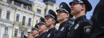 Жителей Никополя приглашают на службу в полицию
