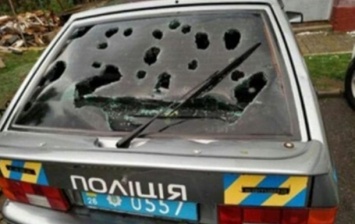 Аномальный град в Черновицкой области разбил весь районный автопарк полиции