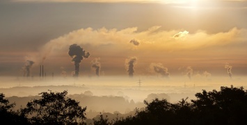 Новое исследование показало, как загрязнение воздуха приводит к сокращению жизни населения