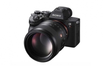 Sony открыла предзаказ на камеру Alpha 7R IV