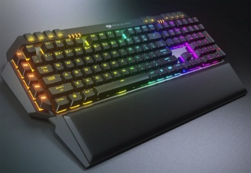 Игровая клавиатура Cougar 700K EVO получила индивидуальную RGB-подсветку