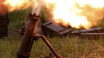 Российские оккупанты обстреляли из минометов два поселка на Донбассе