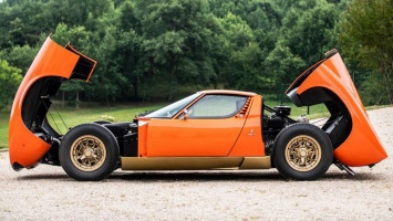 Lamborghini Miura P400 1967 года продадут на аукционе (ФОТО)