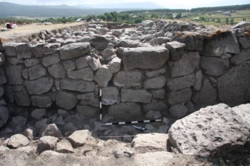 Археологи в Грузии обнаружили поселение, которому более 5 тысяч лет. Фото
