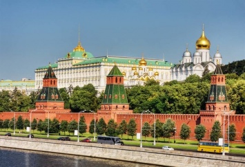 В Московском Кремле обнаружили бомбу