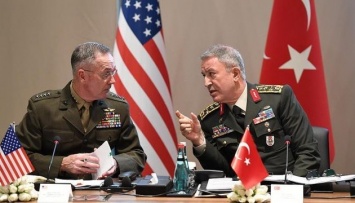 Турция и США ведут переговоры о создании зоны безопасности в Сирии