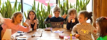 В Киеве откроется детский развивающий центр "ЗнатОк"