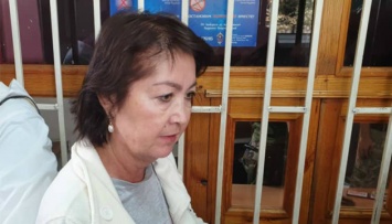 Жена экс-президента Кыргызстана заявляет, что на нее открывают уголовные дела