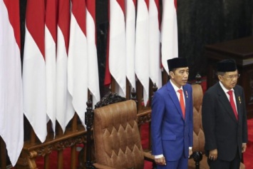 Президент Индонезии официально предложил перенести столицу с Явы на Калимантан