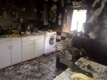 На пожаре в Новоодесском районе погиб мужчина - его жена в состоянии средней тяжести в больнице (ФОТО)