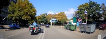 Красный, встречка и бессмертные пешеходы: видеоподборка нарушителей ПДД Днепра и Киева