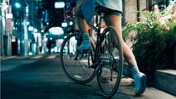 Патрульные Днепра напомнили горожанам правила езды на велосипедах