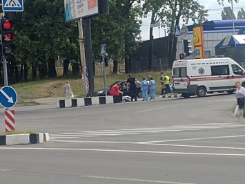 Посреди дороги: на Салтовке умер мужчина