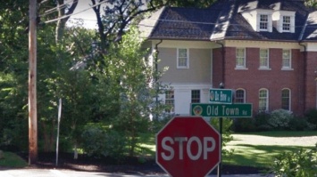 В Массачусетсе украден уже третий дорожный указатель Old Town Road (видео)