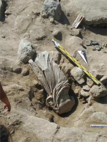 Найденная под Керчью античная статуя оказалась изображением бога Асклепия