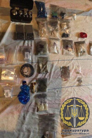 В Харькове судят членов банды, которые продавали наркотики через интернет-магазин