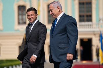 Биньямин Нетаньяху похвалил Зеленского и пригласил в Израиль на следующей неделе
