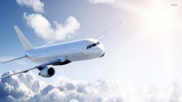 Почему большинство самолетов белые, и как этот цвет влияет на безопасность пассажиров
