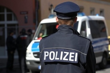 Сбили машиной и скрылись: в Германии банда ''полицейских'' дерзко ограбила украинцев