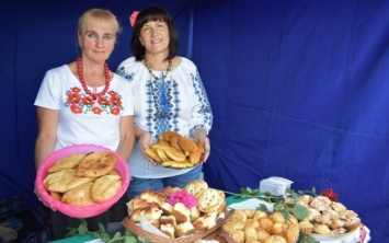 Как в Нижних Серогозах отпраздновали фестиваль украинских блюд