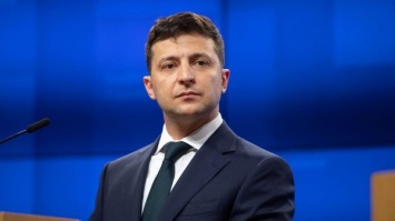 Зеленский обновил состав комиссии по помилованиям, убрав Денисову, Луценко и других