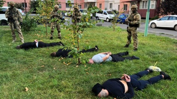 Грабили дома: на Киевщине полиция задержала преступную группировку
