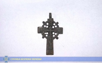 Жительница Беляевки отправляла за границу антиквариат VII-IX веков и села на 3 года