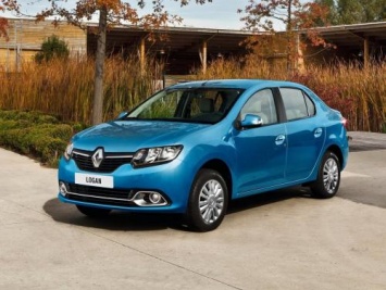 «Раньше хоть поролон клали»: На чем сэкономили французы в Renault Logan - мастер