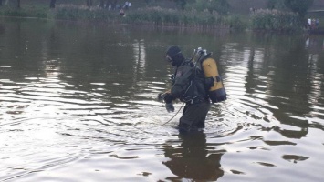 В озере на Оболони обнаружили тело 20-летнего утопленника