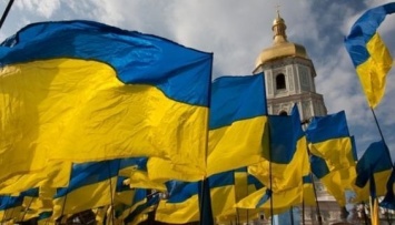 День Государственного флага в Украине: как менялись цвета до независимости