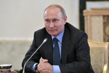 Путин поручил подготовить "симметричный ответ" на испытания новой ракеты США