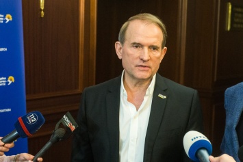 Медведчук прокомментировал уверенное сокращение числа сторонников вступления Украины в НАТО