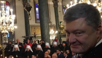 Вскрылись миллионные схемы кума Порошенко: украинцы заплатили за Томос дороже, чем думали
