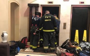 Жителя Нью-Йорка насмерть раздавило лифтом