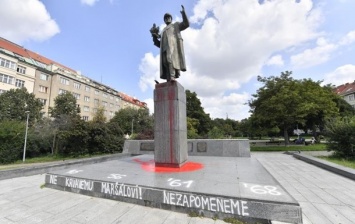 В Праге предлагают России забрать памятник советскому маршалу